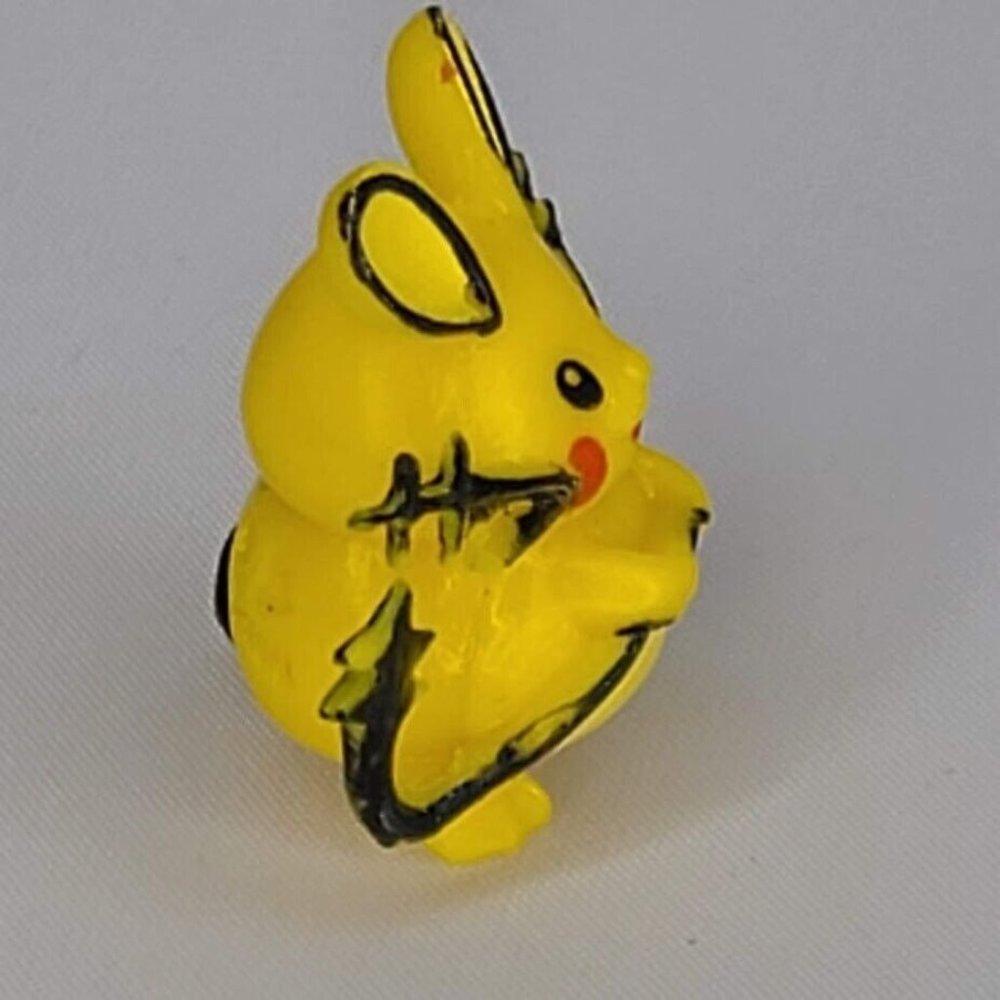 Pokemon 2000s Mini Vinyl RL Gumball Toy Miniature Size Dedenne Action Figure - Picture 3 of 8